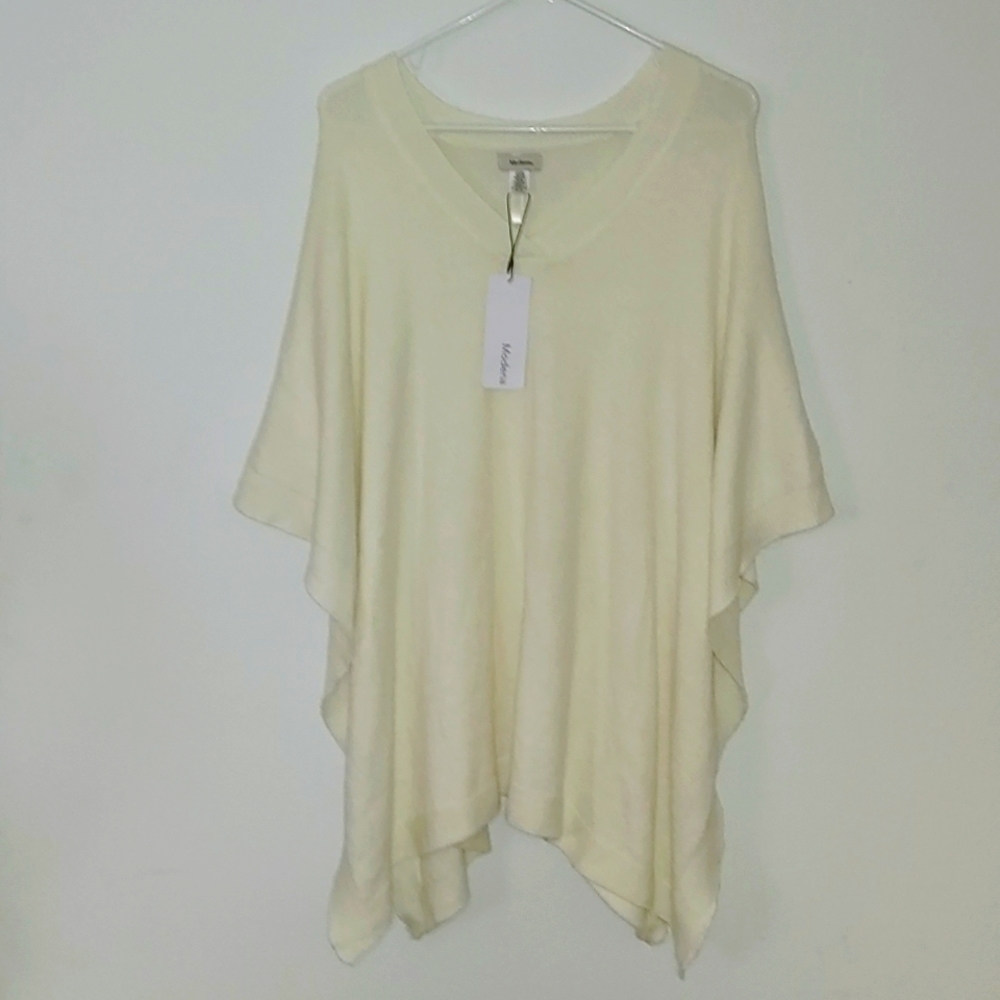 Modena Poncho - Picture 2 of 6
